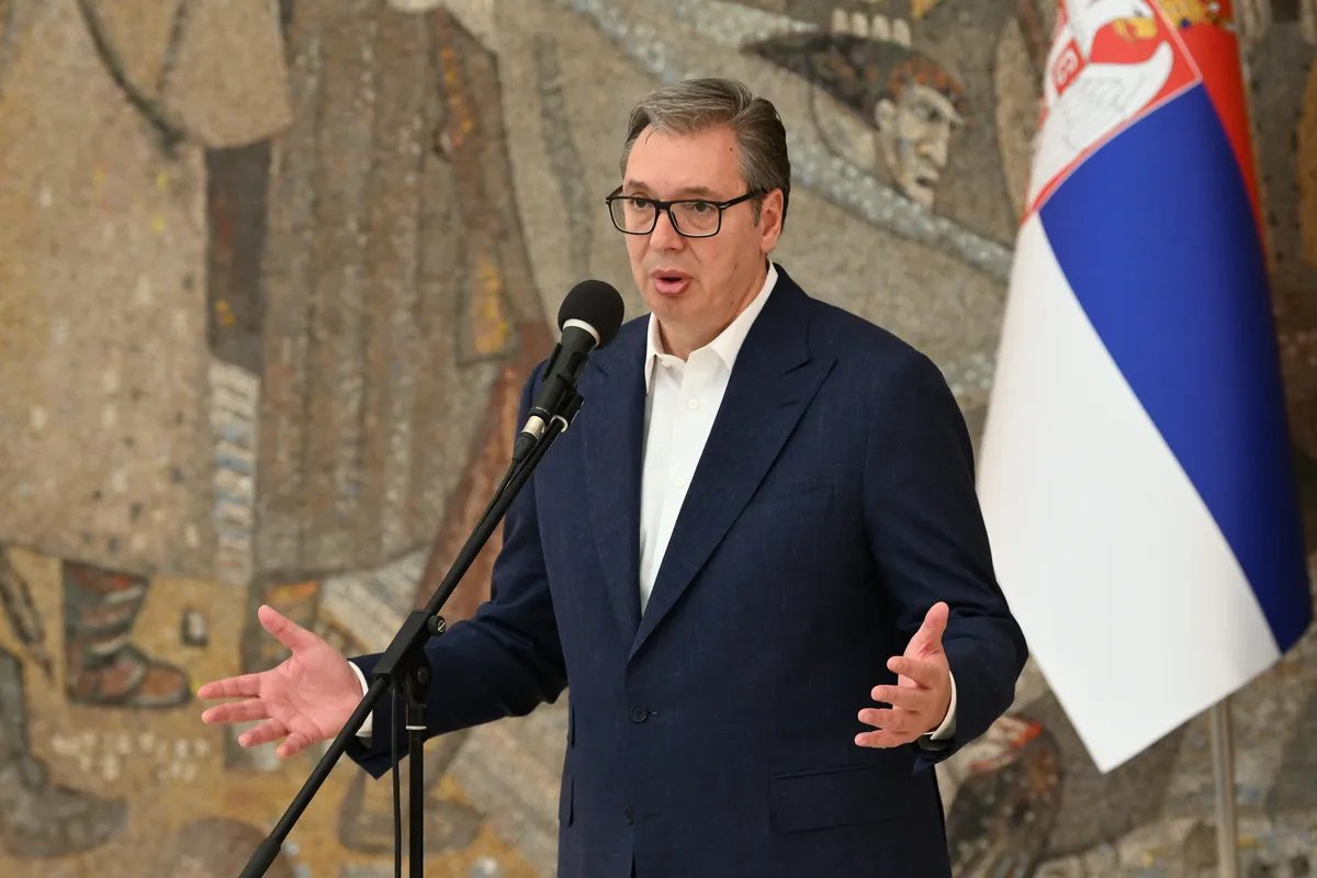 Vučić: Nije realno okupiti 200.000 ljudi na Slaviji, sve zasnivaju na lažima