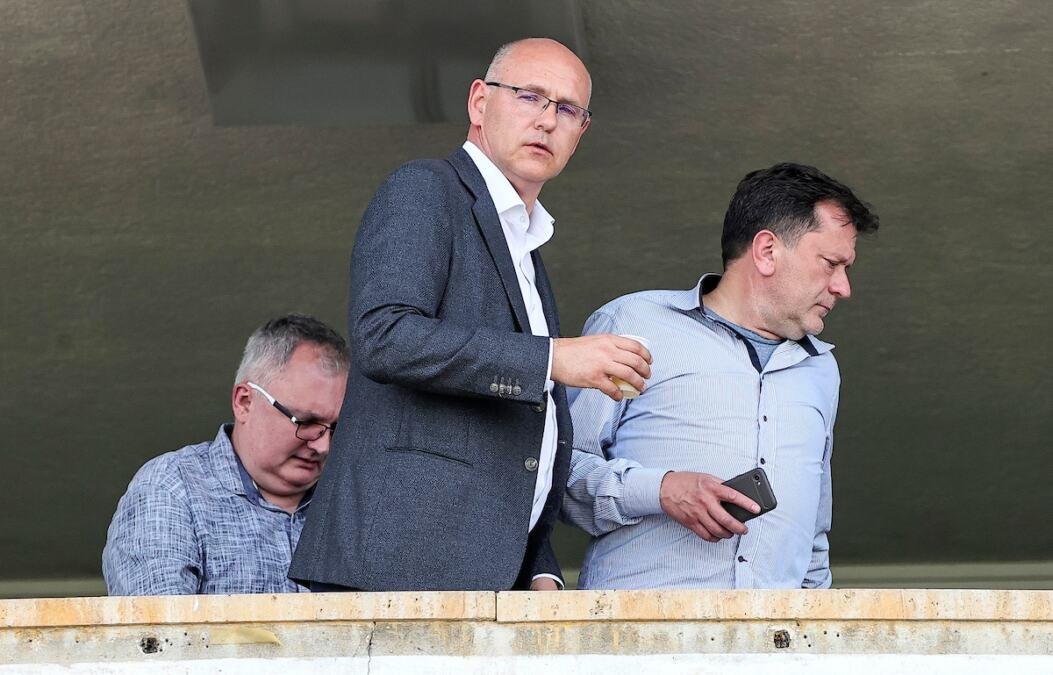 "BOLJE ČASNO ISPASTI, NEGO NEČASNO OSTATI U LIGI" Janoš Žemberi digao glas - poruka koja odzvanja Srbijom: Ako se neko prepozna...