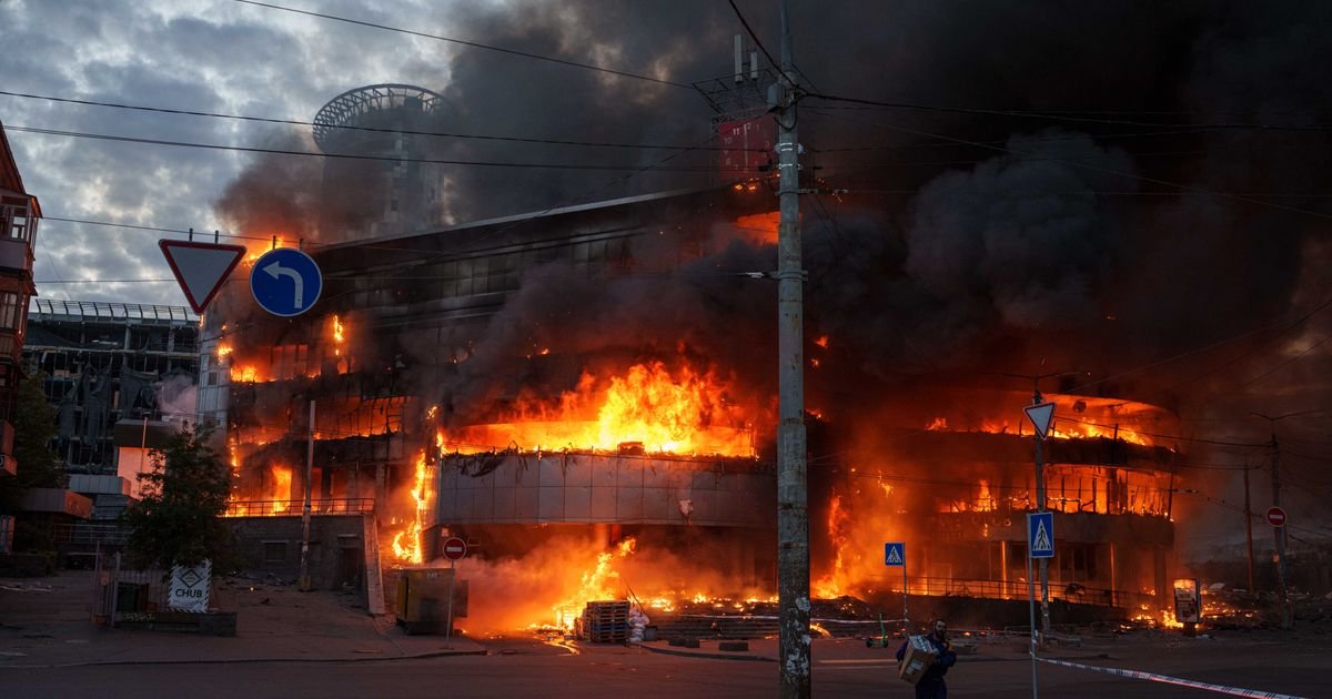 ESKALACIJA "Napustite grad što pre": Rusija preti novim udarima na Kijev