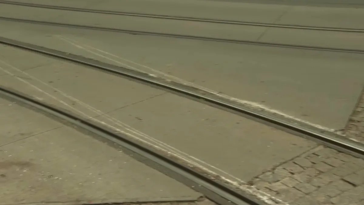 UKCS posle iskakanja tramvaja iz šina: Pregledan 21 pacijent, jedan zadržan na lečenju