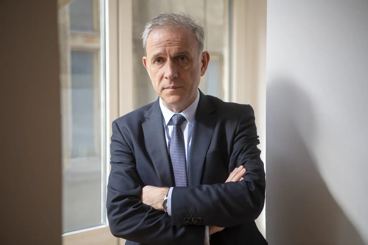 Ponoš:"Kina je, izgleda, ostala jedini od četiri stuba spoljne politike na koji Vučić može da se osloni"