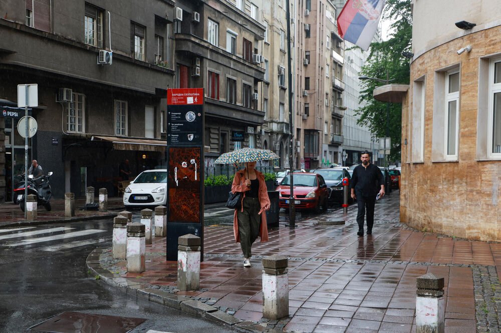 Vrućine počinju u Srbiji, preko 30 stepeni od ovog datuma: Međutim, stižu i pljuskovi, evo kada