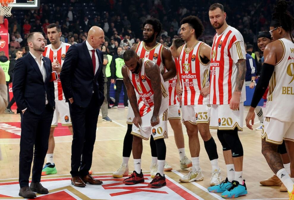 BIO JE KLJUČNI IGRAČ ZVEZDE, A SAŠA OBRADOVIĆ GA JE PRECRTAO USRED SEZONE! Pogledajte gde je i šta radi košarkaš kojeg se trener naprasno odrekao