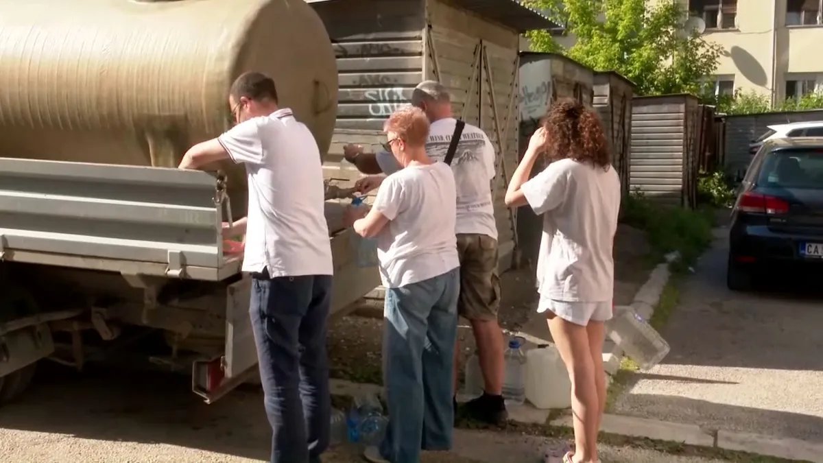 Gradovi bez vode na 30 stepeni: Čačani "jure" cisterne, Požega bez pijaće vode, u Gornjem Milanovcu - "neizvesno"