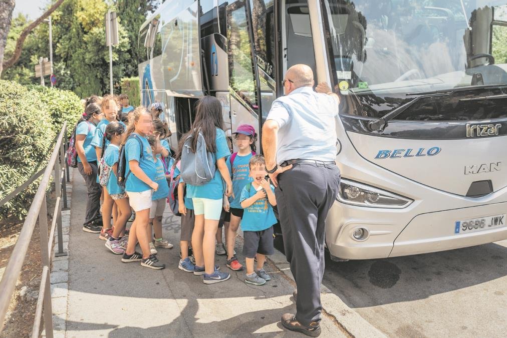 DEČAK (6) U IGRI NAIŠAO NA NEŠTO ZBOG ČEGA GA CELA ZEMLJA SAD ZNA! Učitelji zanemeli na školskom izletu, pa HITNO pozvali nadležne: Neverovatno... (FOTO)