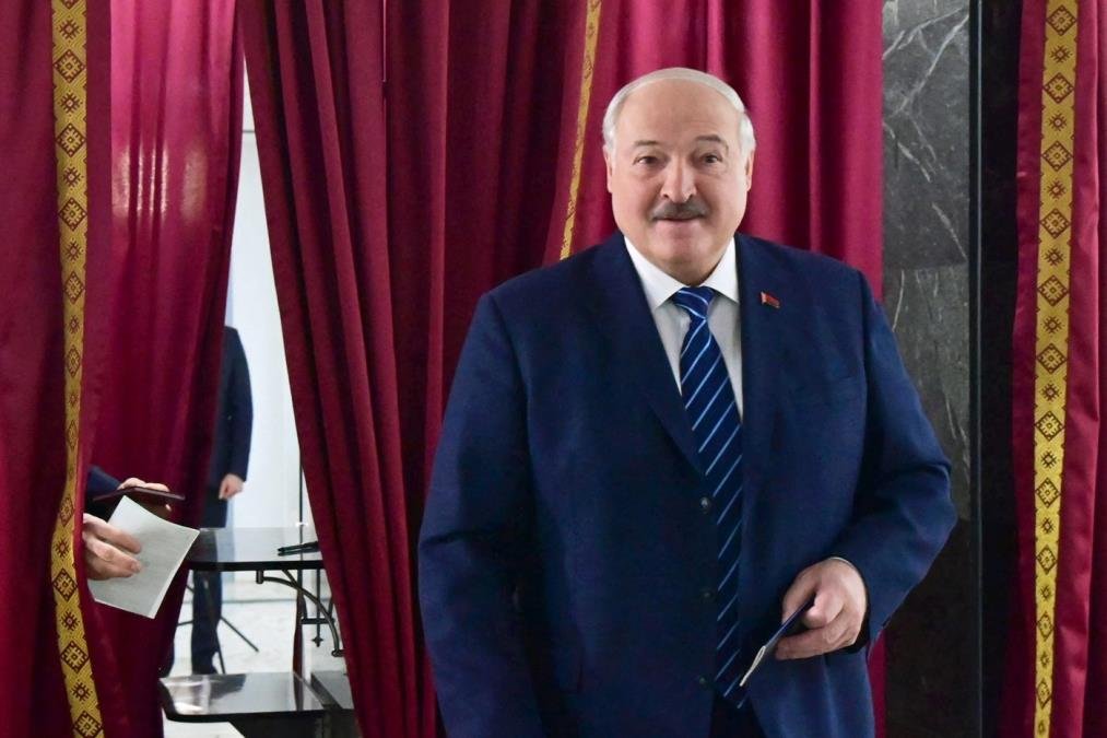 "PAS KOJI LAJE NE UJEDA"! UKRAJINCI ZAPRETILI LUKAŠENKU: Prvih 500 meta je već identifikovano, ne stajte Ukrajini u grlo!