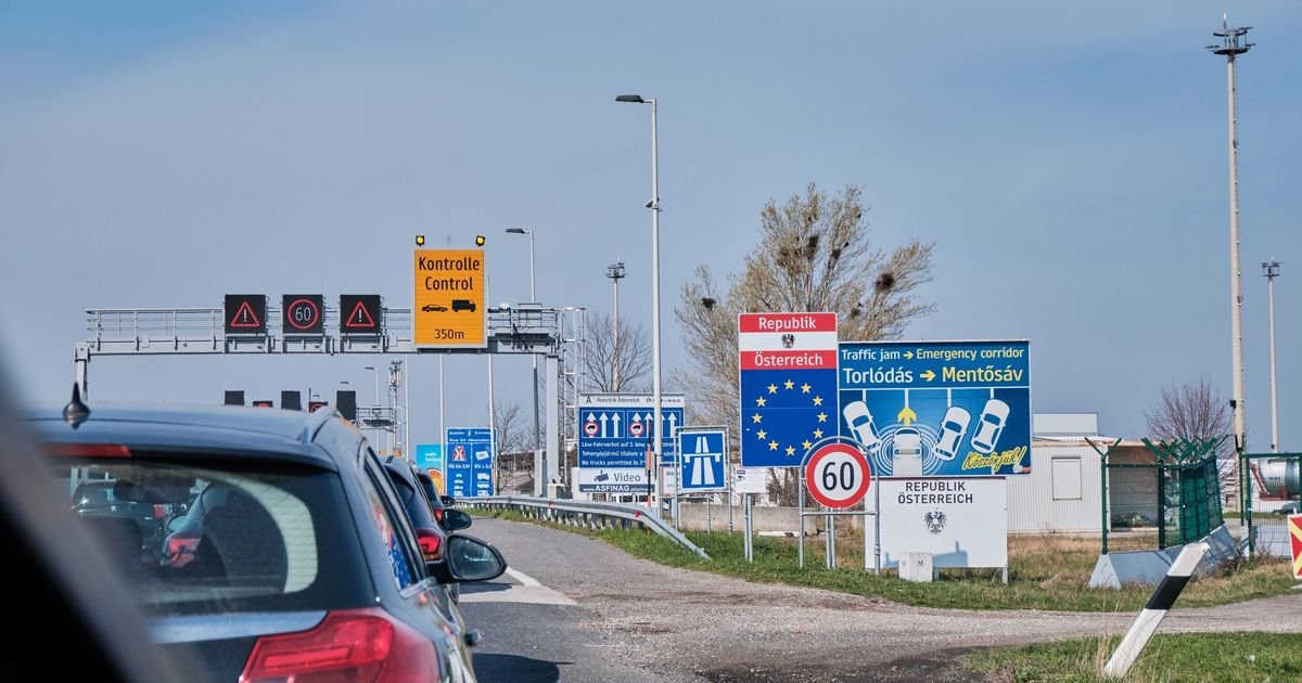 Zašto se prelazak granice odužio? EES u praksi nije sproveden, trebalo je da traje manje od minuta