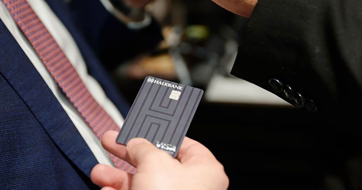 Visa i HALKBANK predstavile prvu Visa Business Signature karticu u Srbiji