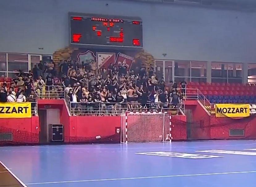 GROBARI PREKINULI FINALE: Haos na meču Vojvodina - Partizan u Novom Sadu