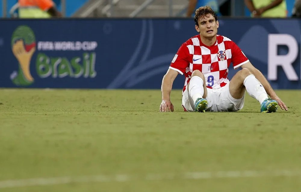 Oglas u BiH privukao veliku pažnju: "Plata 3.000 evra, besplatan smeštaj, a vlasnik je legendarni fudbaler"