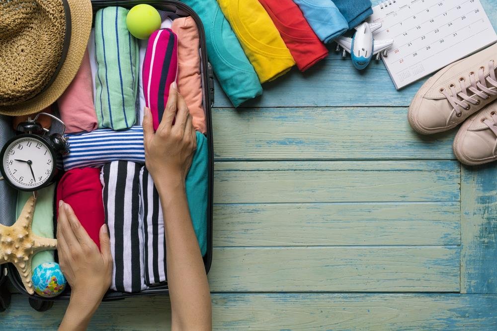 Kako spakovati stvari za letovanje u ručni prtljag? Ovaj trik koriste žene u celom svetu