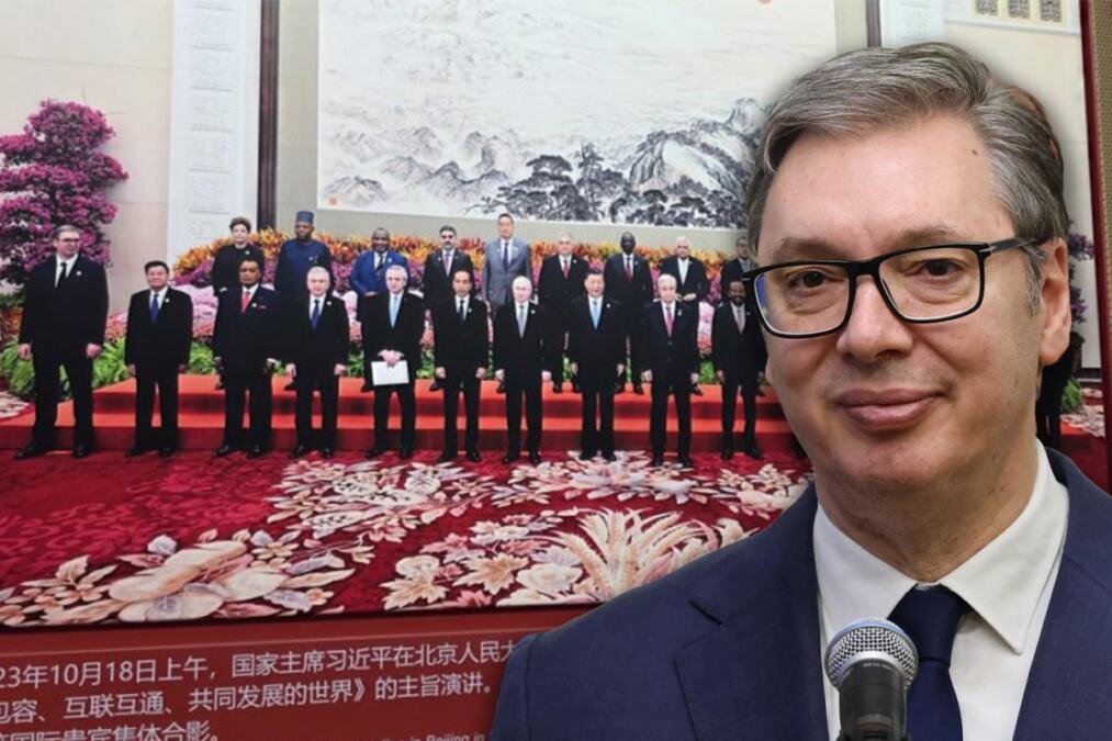 IZNENAĐENJE ZA VUČIĆA U ŠANGAJU! Tokom obilaska muzeja predsednik Srbije naišao na posebnu fotografiju (FOTO/VIDEO)