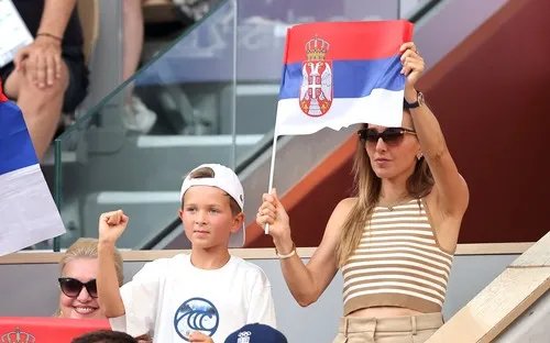 "Zaboravi na to": Samo sin može da ubedi Đokovića u jednu stvar, evo šta Novak uporno odbija da radi
