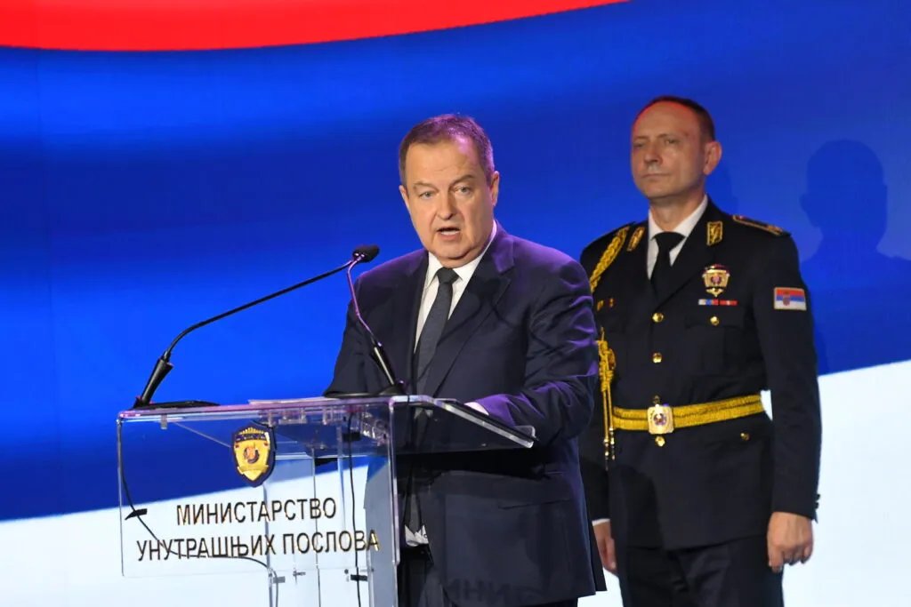 Ivica Dačić i direktor policije Vasiljević održali kolegijum: Tvrde da je MUP efikasno rešio sve probleme sa kriminalom i korupcijom