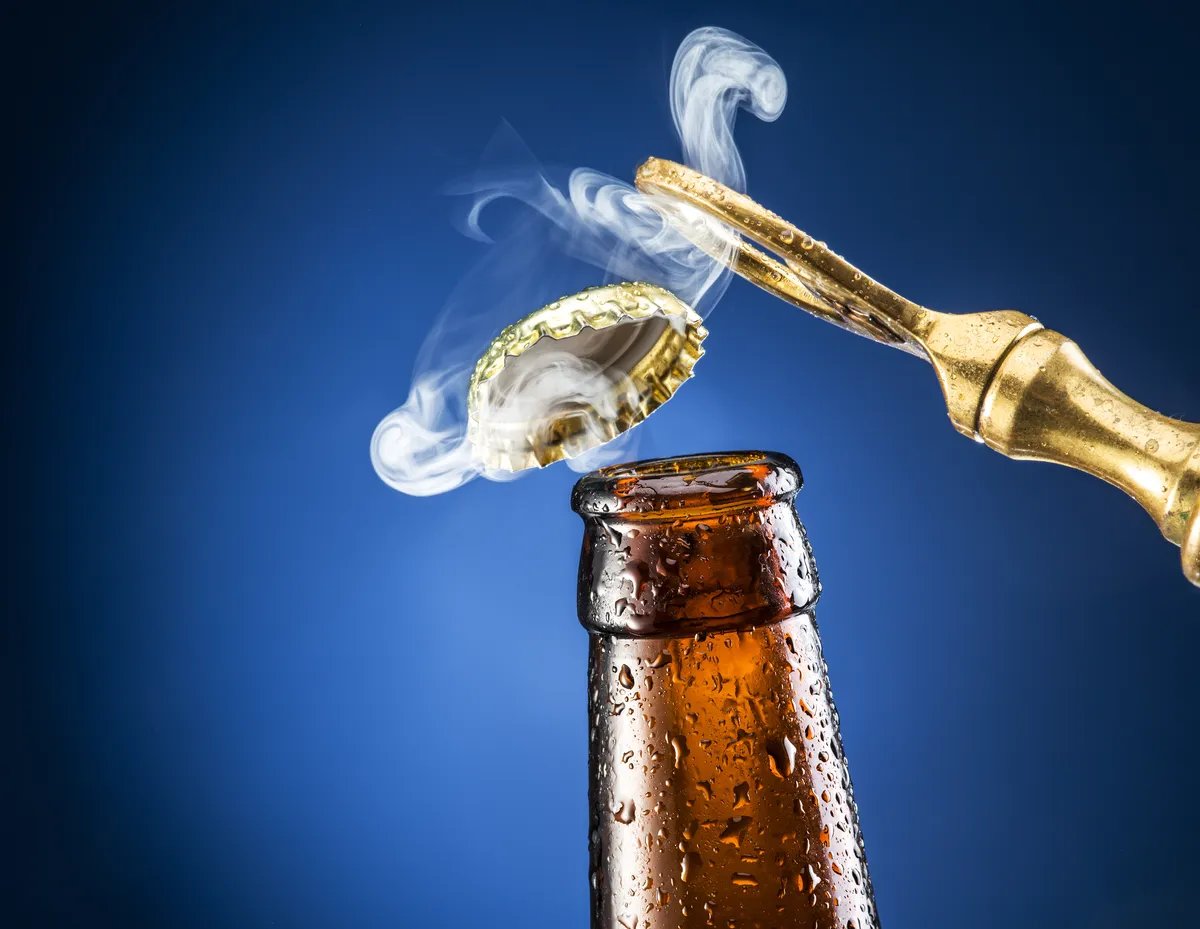 Jednostavan trik: Kako ohladiti pivo za dva minuta