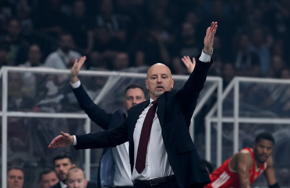 Bomba: Obradović nadomak novog posla!
