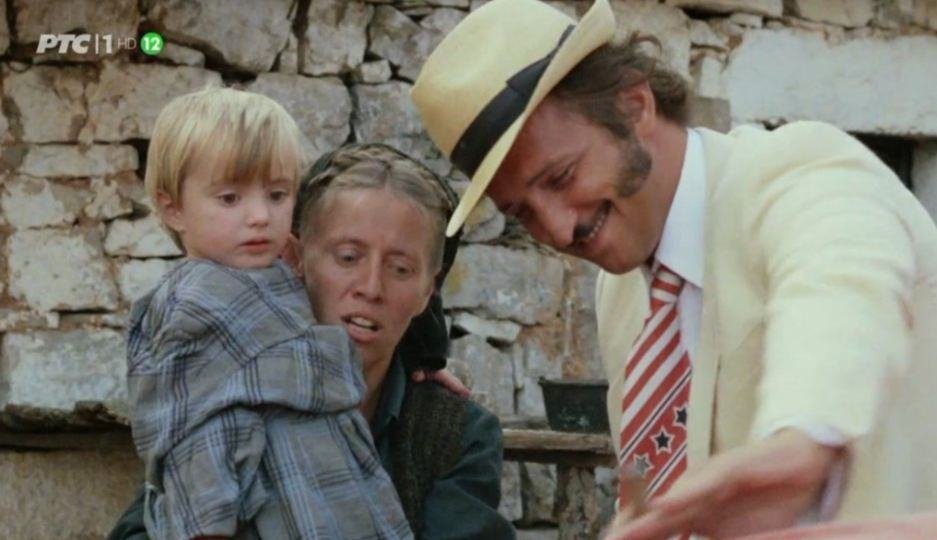 O intimnoj sceni Eve Ras i Petra Božovića brujala je Juga: O propustu iz kultnog filma i danas se priča (foto)