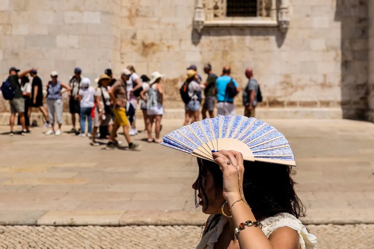 Evropa se topi: Portugal oborio temperaturni rekord, u francuskim učionicama čak 53 stepena