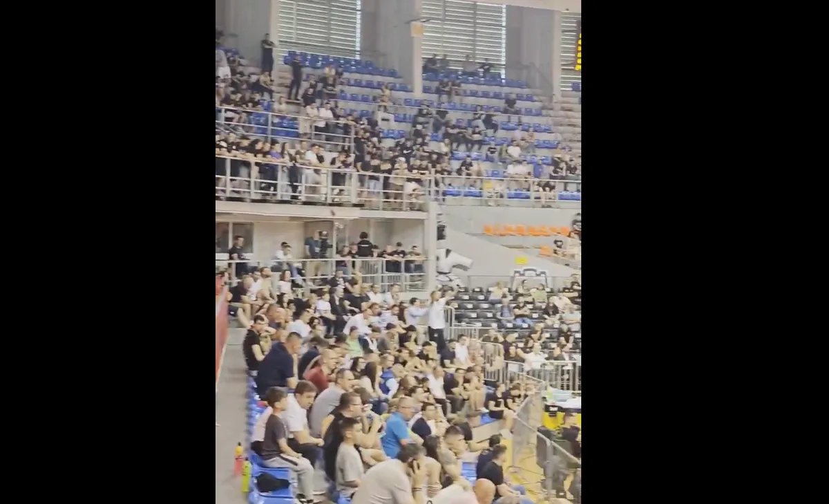 VIDEO "Studenti pobeđuju": Poruka sa tribina odjekivala "Čairom"