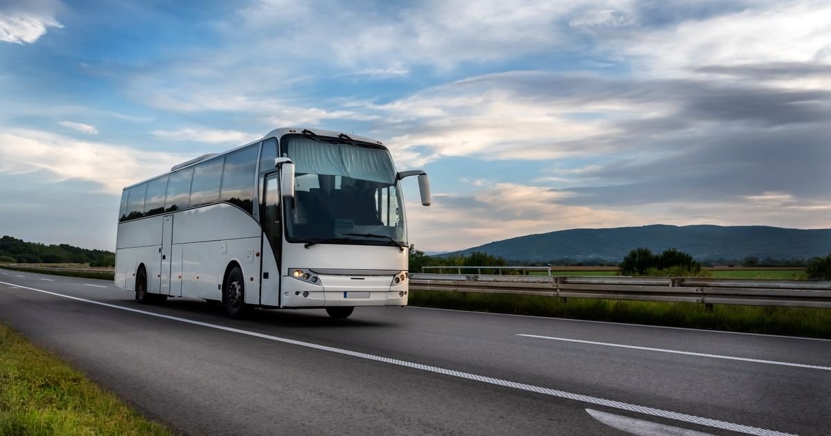 Teška nesreća na Siciliji: U udesu školskog autobusa povređeno osmoro dece, dvoje ozbiljno