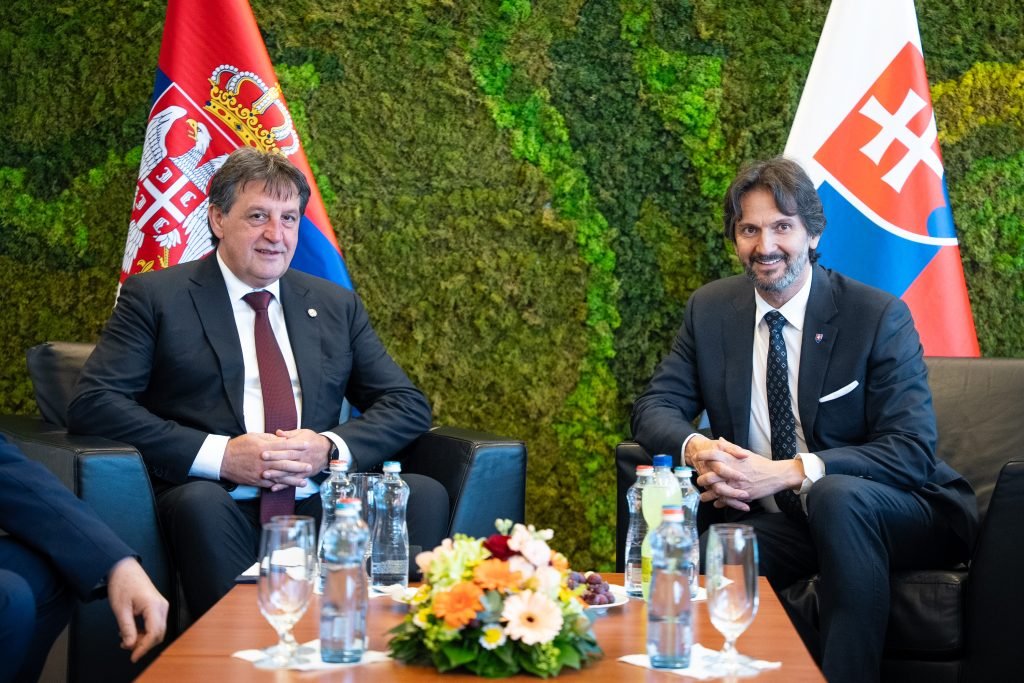 Sastanak ministra Gašića i ministra Kalinaka u Bratislavi