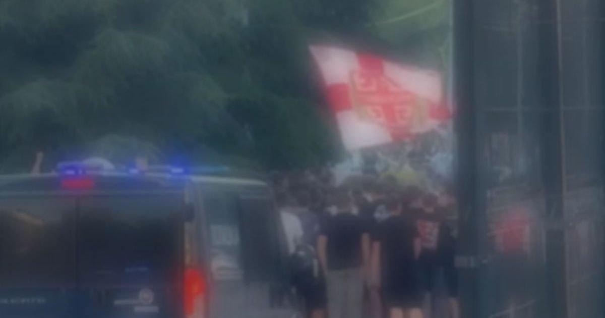 Delije napravile ludnicu u Nišu! Pogledajte korteo navijača Zvezde pred polufinale KLS-a