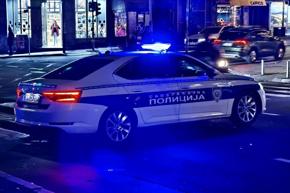 VOZIO U KONTRASMERU, PA PAPRENO KAŽNJEN! Saobraćajna policija u Kragujevcu identifikovala vozača "golfa"