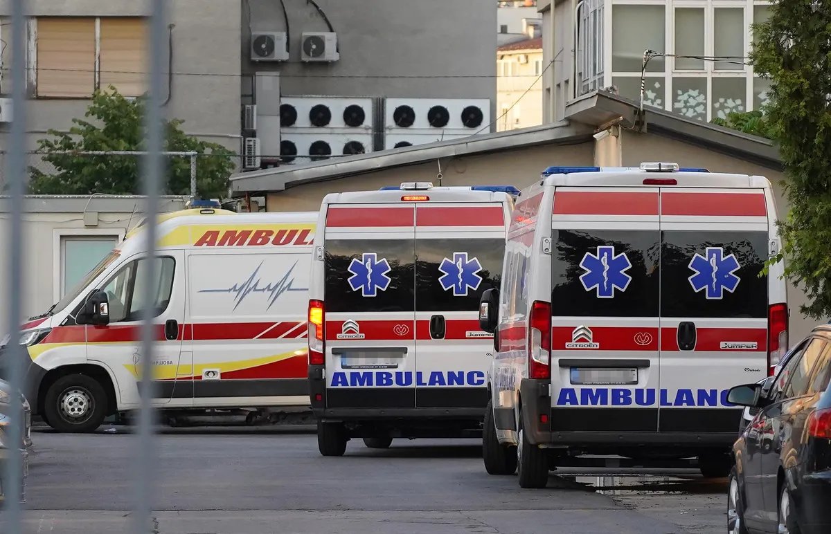 Krvavi napad u Borči: Izbodena dva rođena brata, hitno prevezeni u Urgentni centar