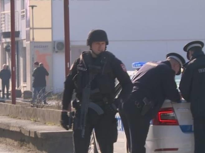 UHAPŠEN ČOVEK SA ČAK PET POTERNICA: Zvorničanina zaustavila policija, on im dao lažna dokumenta!