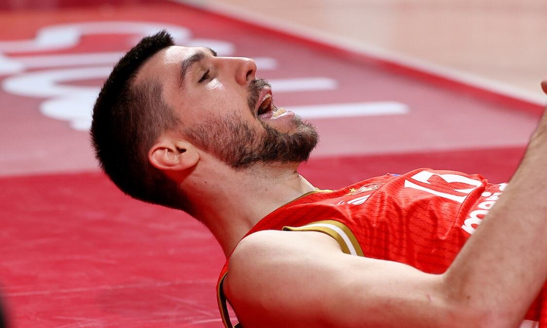 ZVEZDA DOTAKLA DNO, KAPITEN PROGOVORIO BEZ ZADRŠKE: Dobrić najavio velike rezove posle katastrofalne sezone! Ništa više neće biti isto!