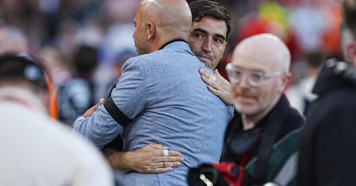 Liverpul pronašao fenomenalnu zamenu za Arnea Slota: Stiže najtraženiji trener Evrope
