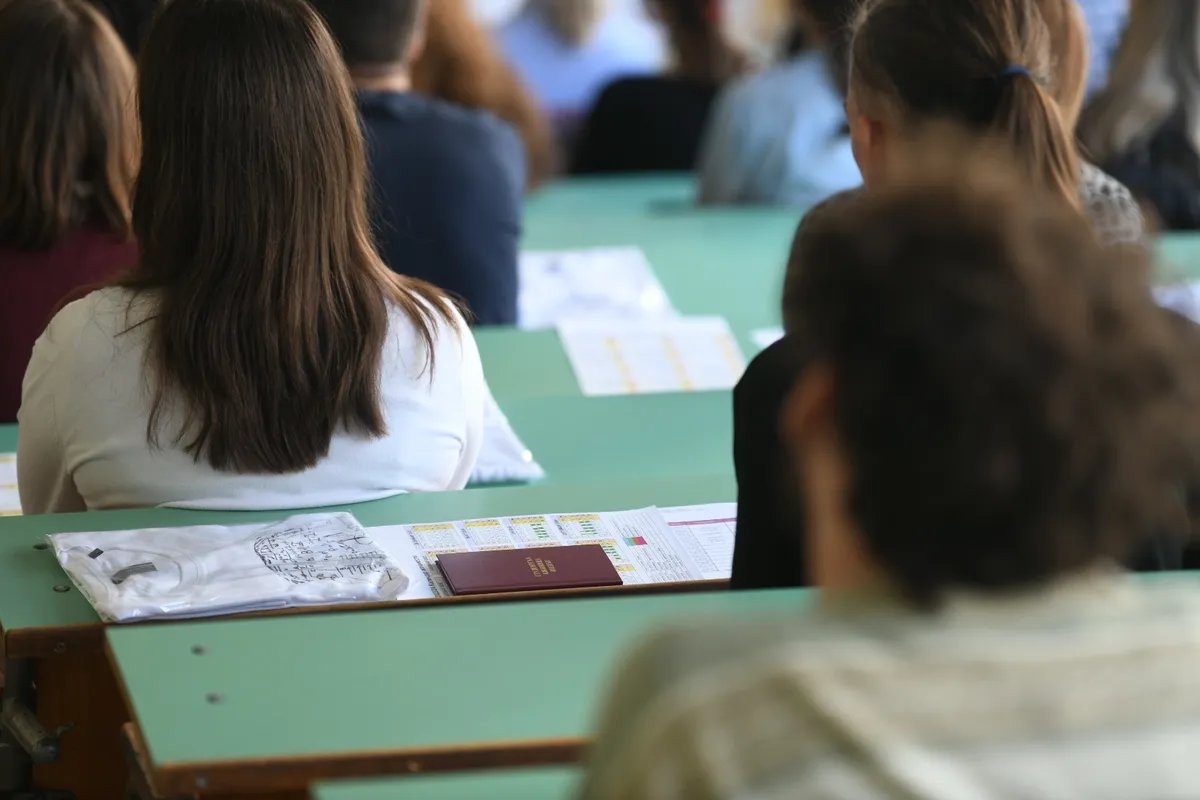 Od 50.000 do čak 300.000 dinara: Koliko košta studiranje na 10 najpopularnijih fakulteta u Srbiji