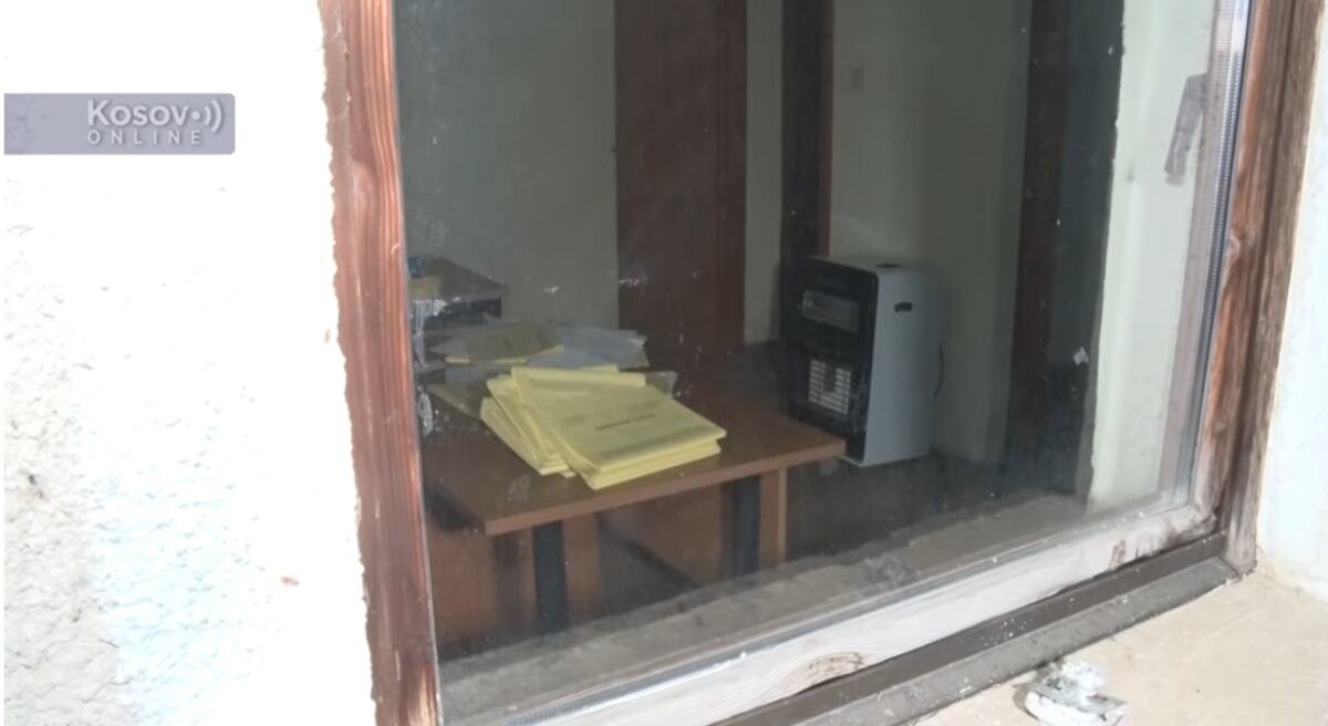 POSLE UPADA U SRPSKU AMBULANTU U OBILIĆU: Objekat pretresen i zapečaćen (FOTO/VIDEO)