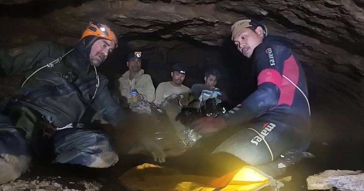 Obilne kiše mogle bi da ugroze potragu za još dve nestale osobe u pećini u Laosu