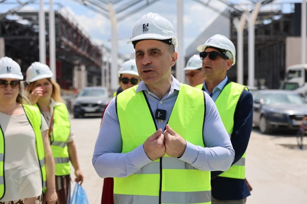MILIĆEVIĆ: Jedno je slušati o uspesima Srbije, a potpuno drugo videti ih na mestu gde nastaje budućnost
