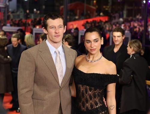 Udala se Dua Lipa! Kontroverzna albanska pevačica organizovala ceremoniju od 3 dana