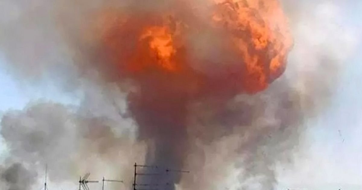 JEZIV SNIMAK Eksplozija u skladištu municije: Desetine mrtvih i ranjenih, oštećeno preko 100 kuća u Mjanmaru