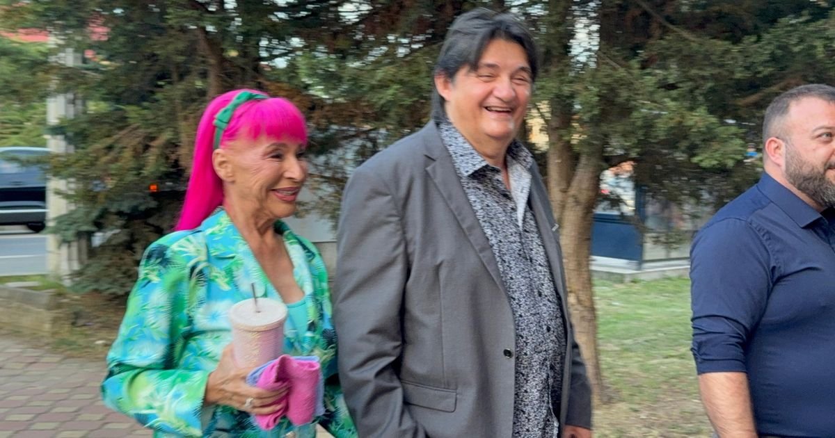 Zorica Brunclik blista nakon povratka na scenu: Prvi nastup u Rumuniji, Kemiš se ne odvaja od nje