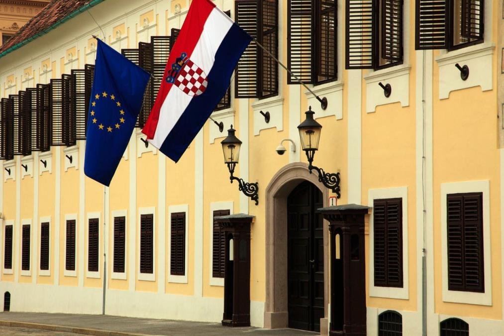 OGROMNO NEZADOVOLJSTVO U HRVATSKOJ: Hiljade pritužbi u državnoj upravi, najviše u MUP-u i sudovima