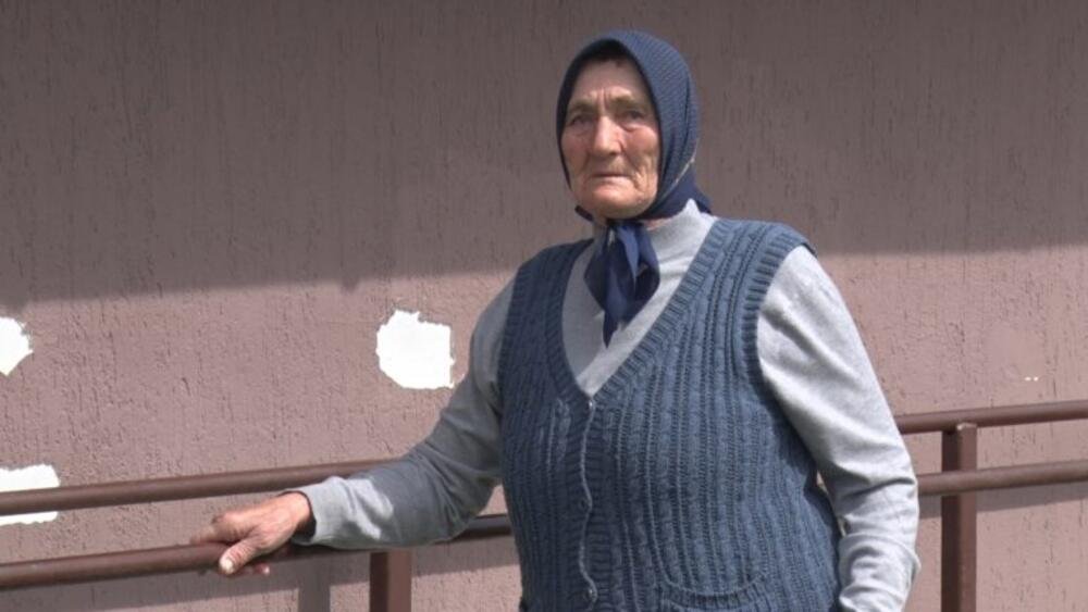 MAJKA NE NAPUŠTA, BORI SE DOK JE ŽIVA: Milica je heroina sa planine - starica čuva i pazi svoja dva bolesna sina