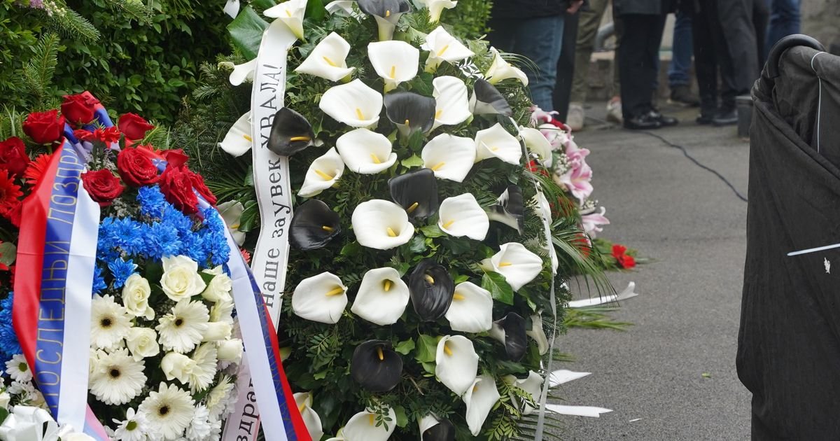 Srbi troše pare na ovo kada neko umre, a sveštenici godinama govore da nema smisla: "To nije po veri"