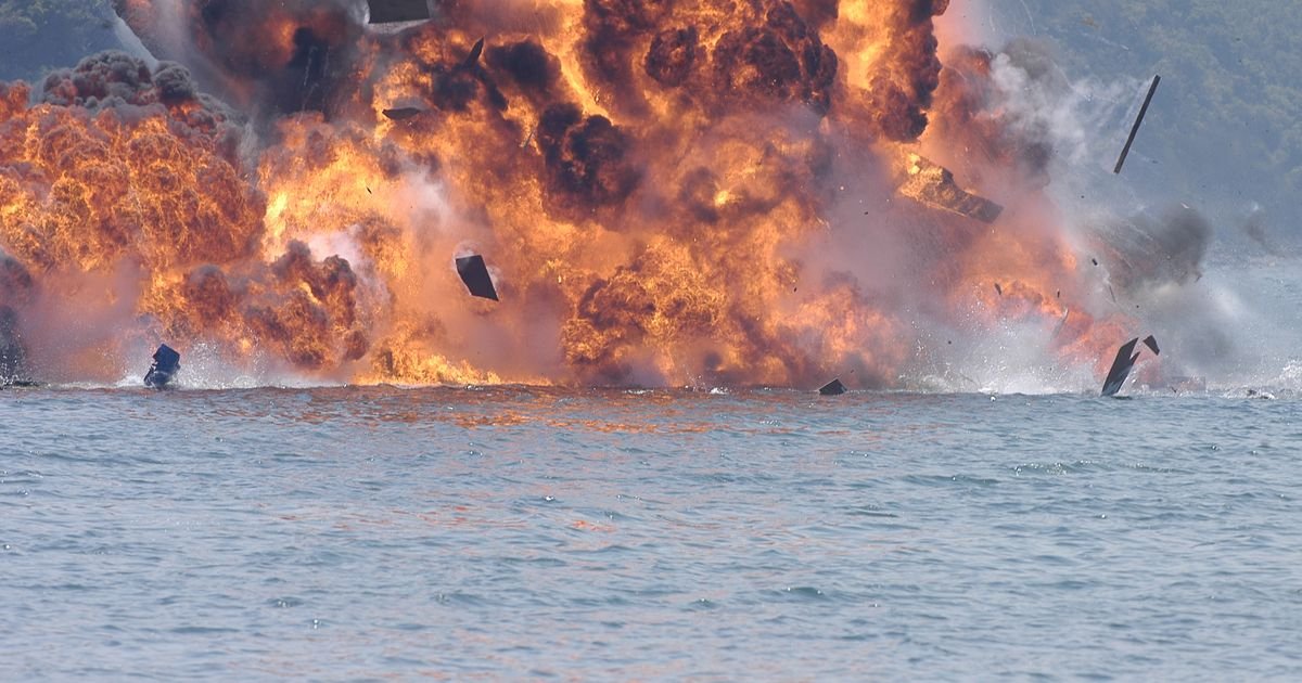 Najmanje 5 mrtvih i 3 nestalih u eksploziji bombe, kuće sravnjene sa zemljom: Snimljen trenutak katastrofe!