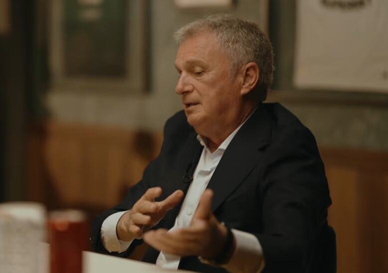 "KO IMA PRAVO DA URUŠI JEDNOG MIJATOVIĆA" Legendarni Tumba udario bez kočnica: Bio direktor u Realu, a sad ne zna da vodi Partizan? Kako?