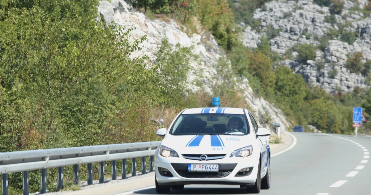 Velika akcija policije u Kotoru i Tivtu: Na meti pripadnici kavačkog klana