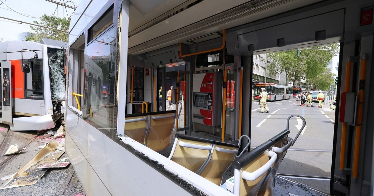Iskliznuo tramvaj iz šina, povređeno najamnje 20 ljudi: Drama u Berlinu
