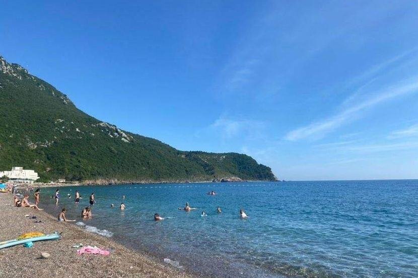 SJAJAN POTEZ GRADA PRIBOJA: Najbolji učenici osnovnih i srednjih škola dobijaju besplatno letovanje u Sutomoru