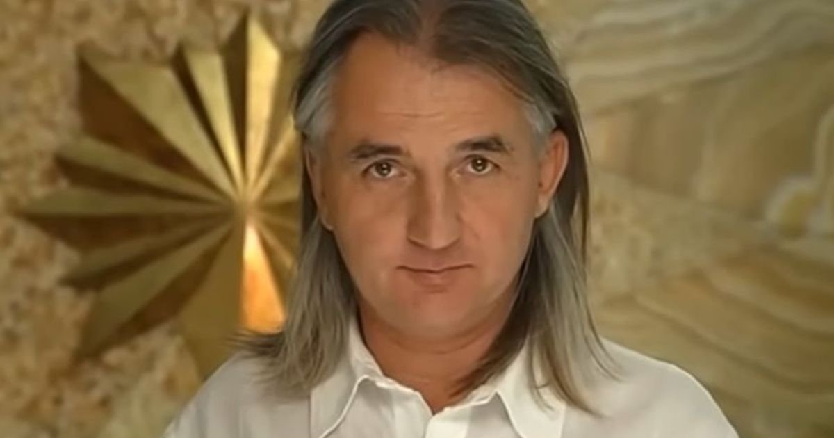 Ne govori ni reč, a zarađuje desetine hiljada evra: Ko je Braco koji je od pogleda napravio unosan biznis?
