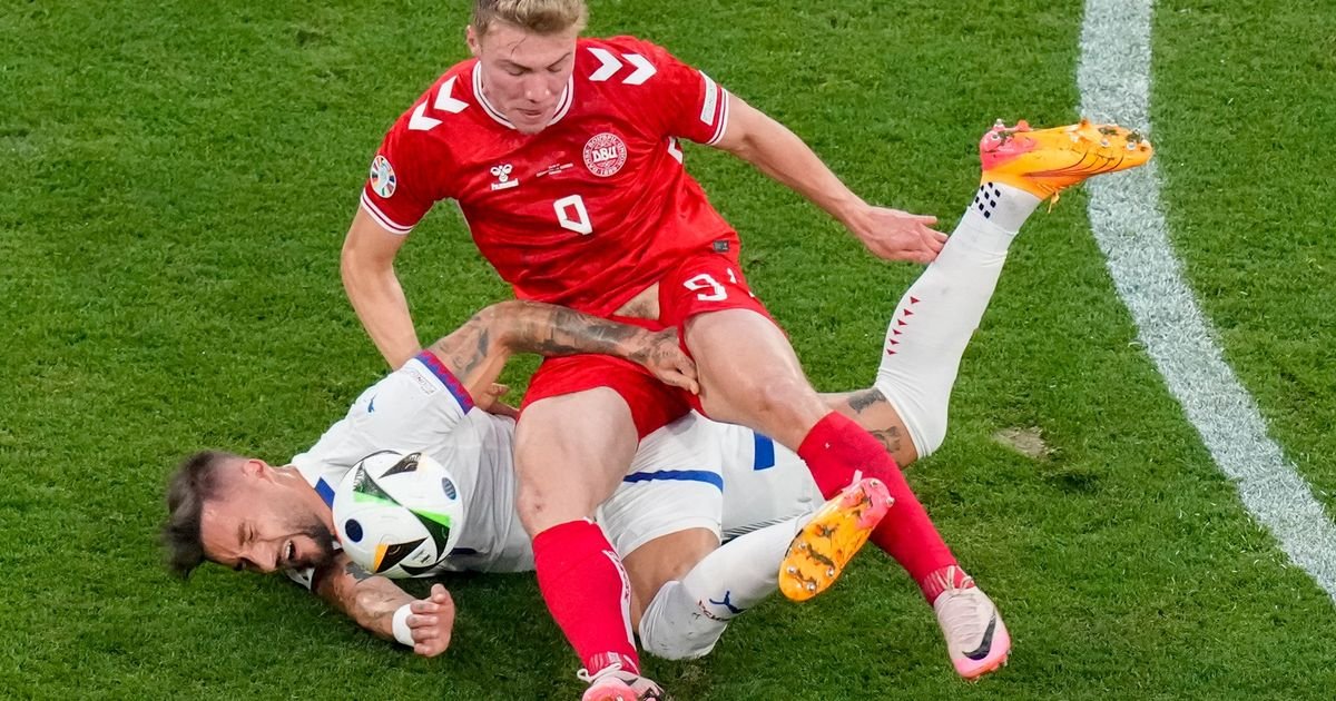 Neće se vraćati u Junajted, Hojlund ostaje u Napulju!