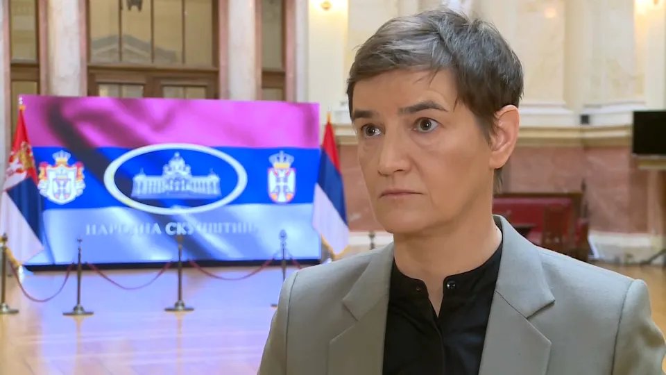 Brnabić: Ubeđujem Vučića da ne ide u Crnu Goru, ali on ni da čuje