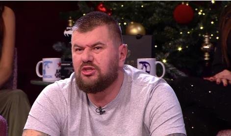 "ZATVARALI SU GA U PODRUME ZBOG DUGOVA!" Bivša Janjuševa devojka iznela šok tvrdnje o Marku: Otvorim vrata i para nema